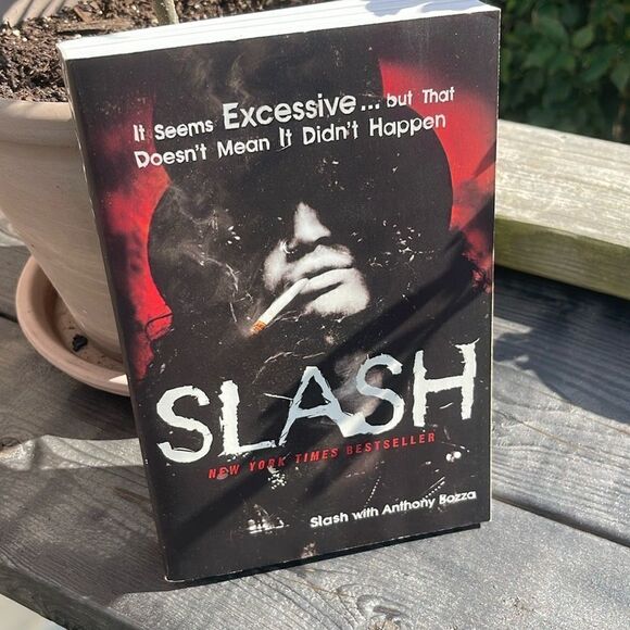 SLASH by Slash, with Anthony Bozza - Picture 7 of 7